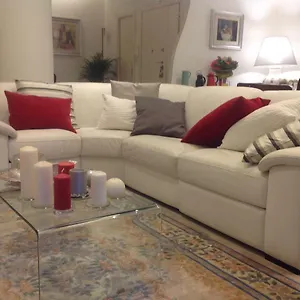 https://talenti-house.it-romehotels.com